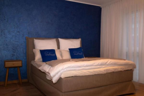 Mein Träumchen Apartements- 5 Blau stillvoll und zentral übernachten